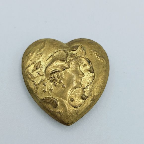 Heart Shaped Button Cover Vintage Art Nouveau Cameo Lady 1990 Click-It Gold Tone - Picture 2 of 8